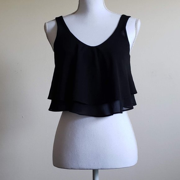 📌 Soprano Black Flowy Sleeveless Layered Crop Top - Picture 1 of 11